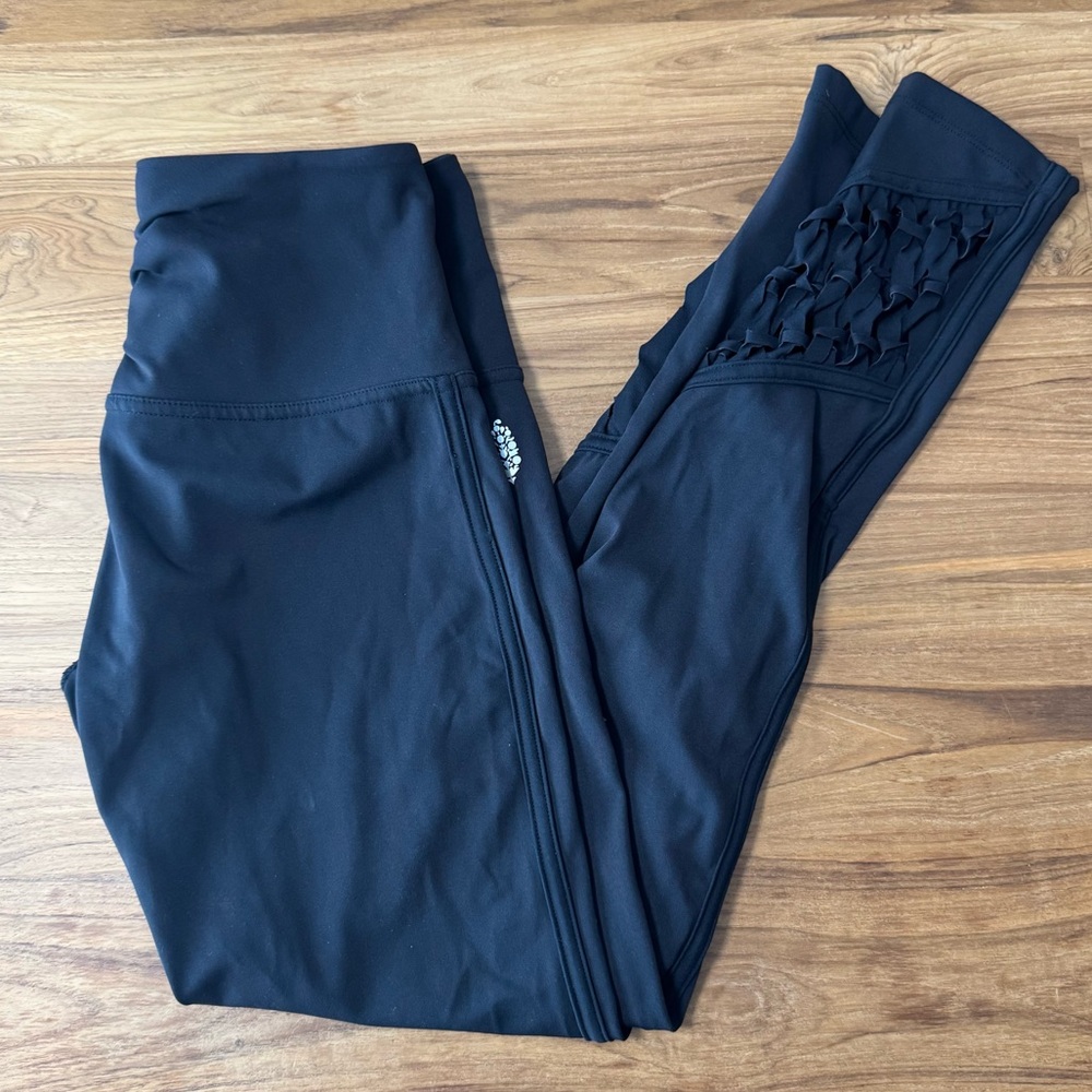 FP Movement Leggings Women’s XS Black Revelation Free People Macrame Cutouts